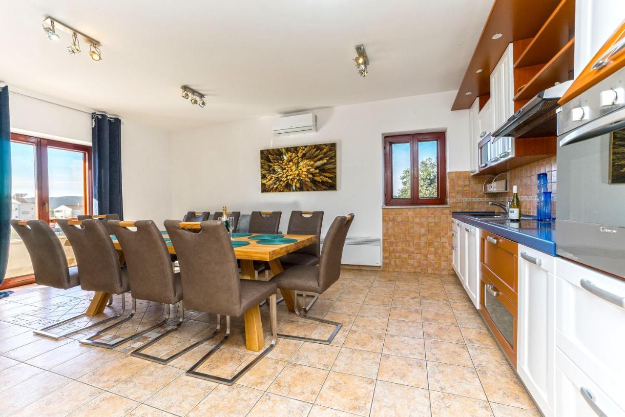 Villa Slavica Sveti Filip i Jakov Extérieur photo