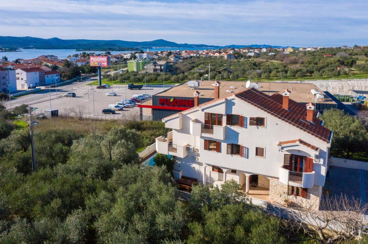 Villa Slavica Sveti Filip i Jakov Extérieur photo